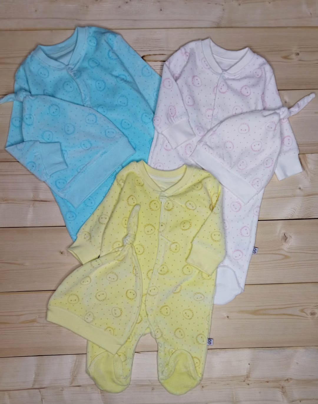 سرهمی جوراب‌دار نوزادی